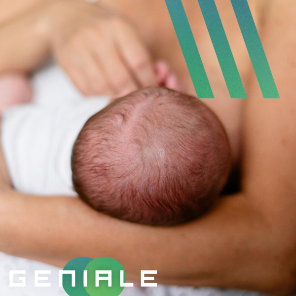 Bild eines Babys das gestillt wird.