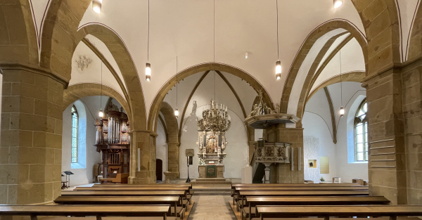 Hauptschiff Peter-und-Pauls-Kirche